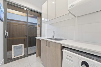 Listing image for 21 Peridot Street, Treeby  WA  6164