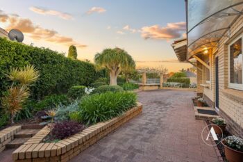 Listing image for 1 Godecke Rise, Carine  WA  6020