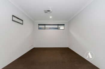 Listing image for 1 Bristow Street, Haynes  WA  6112