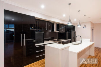 Listing image for 3 Essen Link, Piara Waters  WA  6112