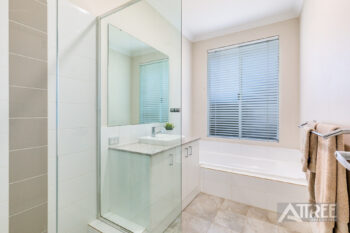 Listing image for 4 Albavale Road, Piara Waters  WA  6112