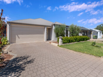 Listing image for 5 Sachem Bend, Piara Waters  WA  6112