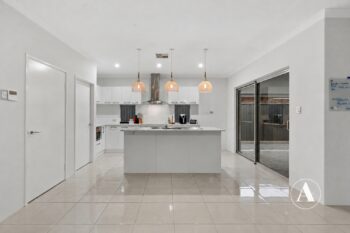Listing image for 3 Glenora Way, Harrisdale  WA  6112