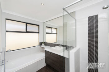 Listing image for 15 Merrion Ramble, Canning Vale  WA  6155