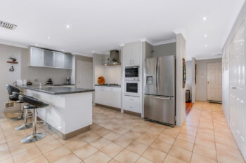 Listing image for 2/35 Grundy Way, Thornlie  WA  6108