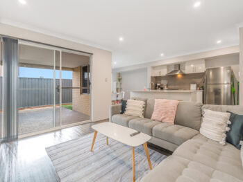 Listing image for 8 Boranup Rise, Piara Waters  WA  6112