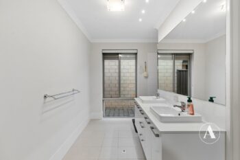 Listing image for 3 Glenora Way, Harrisdale  WA  6112