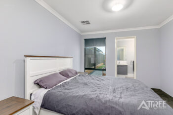 Listing image for 4 Silvergum Way, Piara Waters  WA  6112