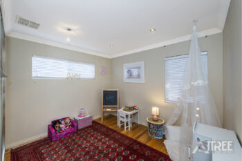 Listing image for 6 Bottrell Way, Canning Vale  WA  6155