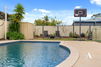 Listing image for 37 Bindoon Loop, Huntingdale  WA  6110