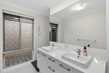 Listing image for 3 Glenora Way, Harrisdale  WA  6112