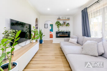 Listing image for 21 Tollington Park Road, Kelmscott  WA  6111