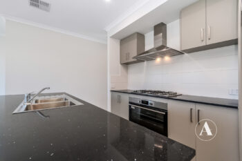 Listing image for 8  Dolly Dolly Link, Secret Harbour  WA  6173