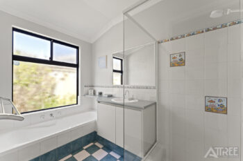 Listing image for 18 Conigrave Place, Canning Vale  WA  6155