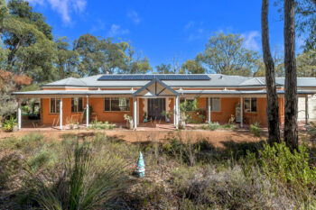 Listing image for 3 Plateau Heights, Hovea  WA  6071