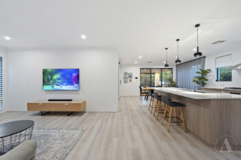 Listing image for 21 Peridot Street, Treeby  WA  6164