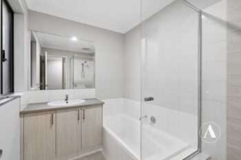 Listing image for 5 Addington Loop, Piara Waters  WA  6112