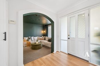 Listing image for 2 Crown Court, Thornlie  WA  6108