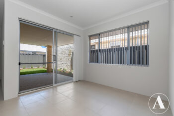 Listing image for 56 Lighthouse Grove, Madora Bay  WA  6210