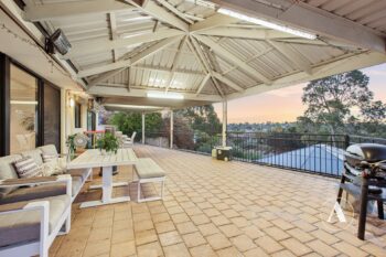 Listing image for 2 Quenda Close, Beeliar  WA  6164