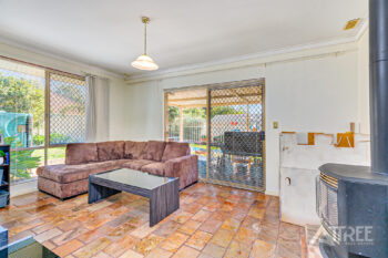 Listing image for 5 Camelot Court, Thornlie  WA  6108