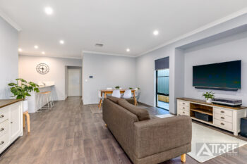 Listing image for 4 Silvergum Way, Piara Waters  WA  6112