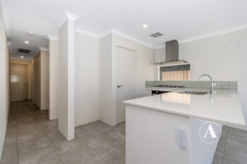 Listing image for 37 Pierrepoint Loop, Champion Lakes  WA  6111