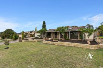 Listing image for 10 Explorer Drive, Thornlie  WA  6108