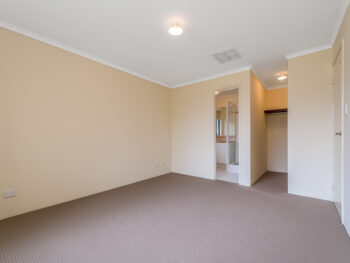 Listing image for 8 Binnia Mews, Harrisdale  WA  6112
