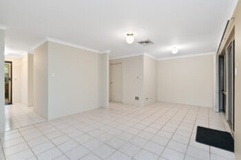 Listing image for 2/4 MacKay Crescent, Gosnells  WA  6110