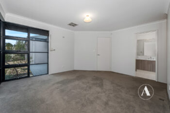 Listing image for 25 Woorabinda Rise, Lakelands  WA  6180
