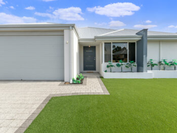 Listing image for 11 Elkington Pass, Huntingdale  WA  6110