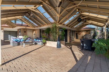 Listing image for 2/35 Grundy Way, Thornlie  WA  6108