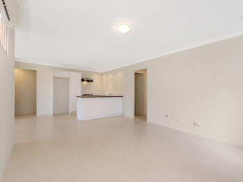 Listing image for 1/35 Barfield Road, Hammond Park  WA  6164