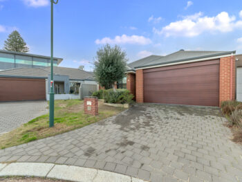 Listing image for 10 Crouch Place, Canning Vale  WA  6155