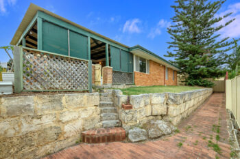 Listing image for 13 Peak View, Canning Vale  WA  6155