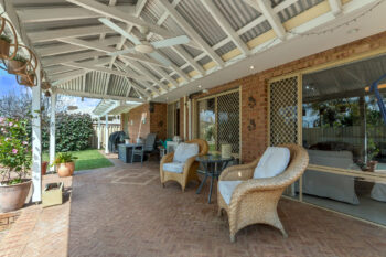 Listing image for 10 Mulga Place, Thornlie  WA  6108