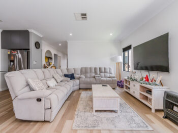 Listing image for 6 Alata Grove, Byford  WA  6122