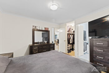 Listing image for 100 Lauterbach Drive, Gosnells  WA  6110