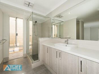 Listing image for 10 Pumice Road, Treeby  WA  6164