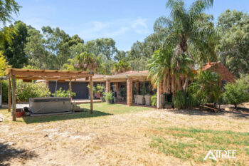 Listing image for 201 Cowen Street, Mundijong  WA  6123