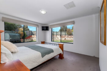 Listing image for 24 Mount Park Way, Canning Vale  WA  6155