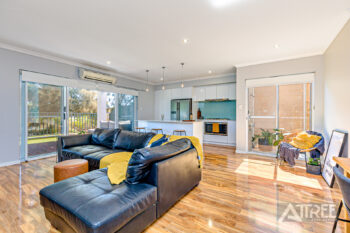 Listing image for 6 Oakbella Parade, Harrisdale  WA  6112