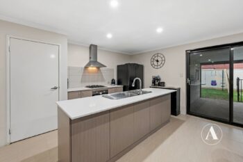 Listing image for 28 Fernhill Promenade, Harrisdale  WA  6112