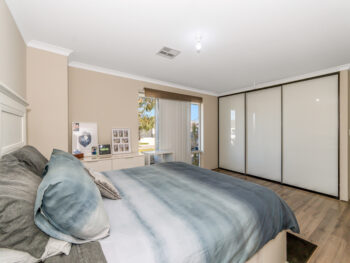 Listing image for 35 Nesbit Drive, Haynes  WA  6112