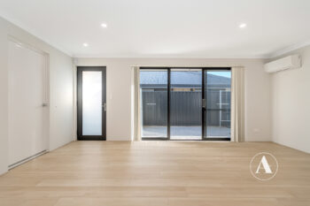 Listing image for 7B Kembla Way, Lakelands  WA  6180