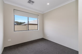 Listing image for 5 Somerset Way, Lakelands  WA  6180