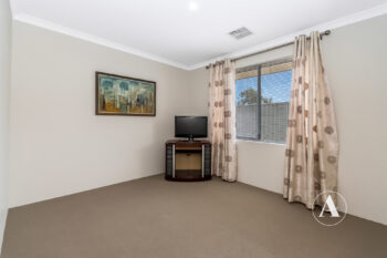 Listing image for 40 Veterans Drive, Byford  WA  6122