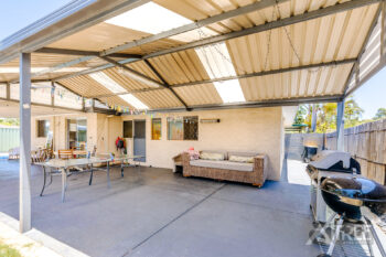 Listing image for 1 Oakajee Court, Gosnells  WA  6110
