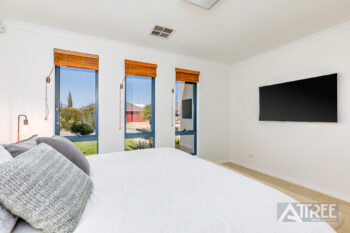 Listing image for 11 Riviera Turn, Piara Waters  WA  6112